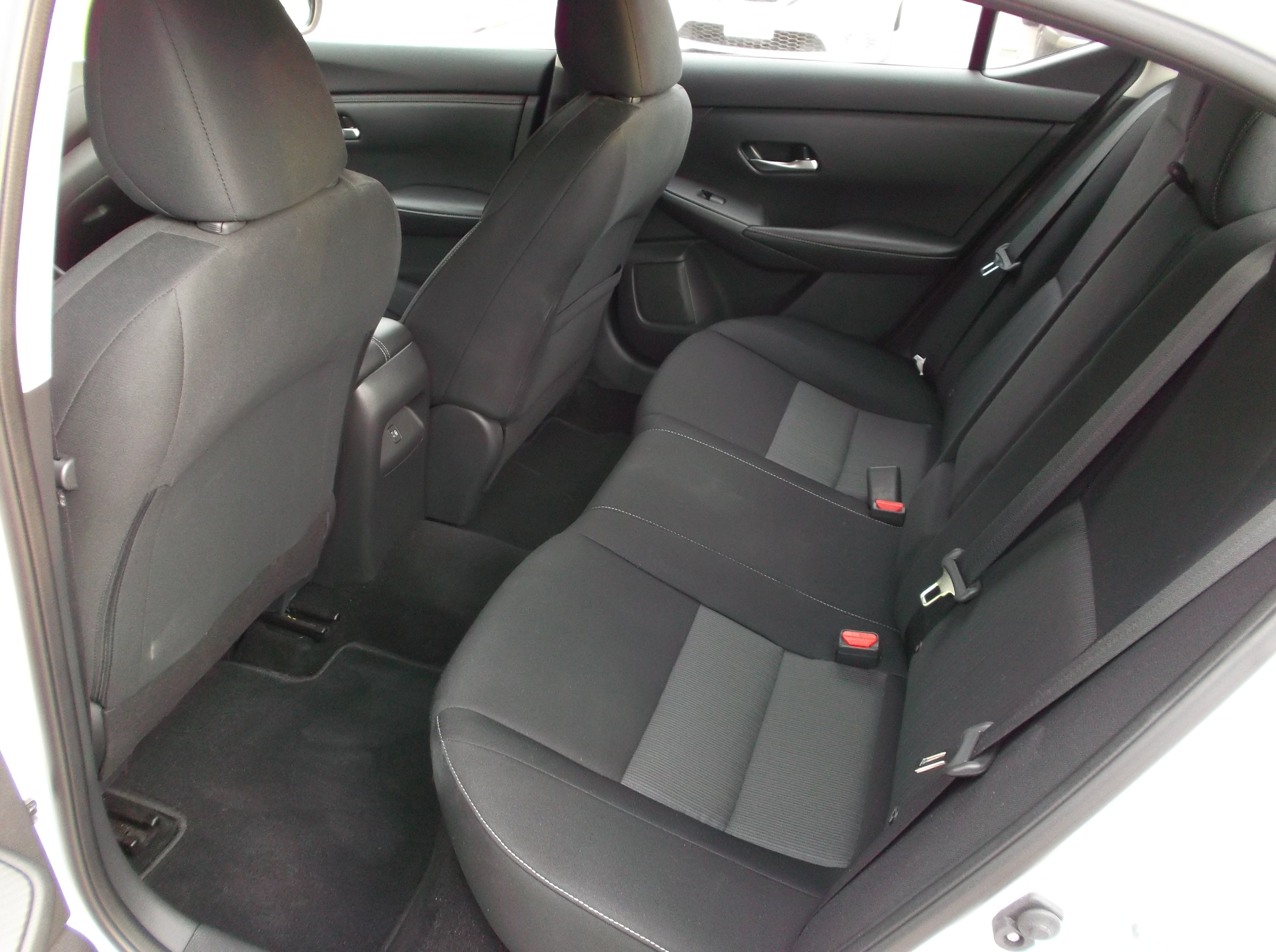 2021 Nissan SENTRA 4 PTS ADVANCE AAC F NIEBLA RA-16CVT