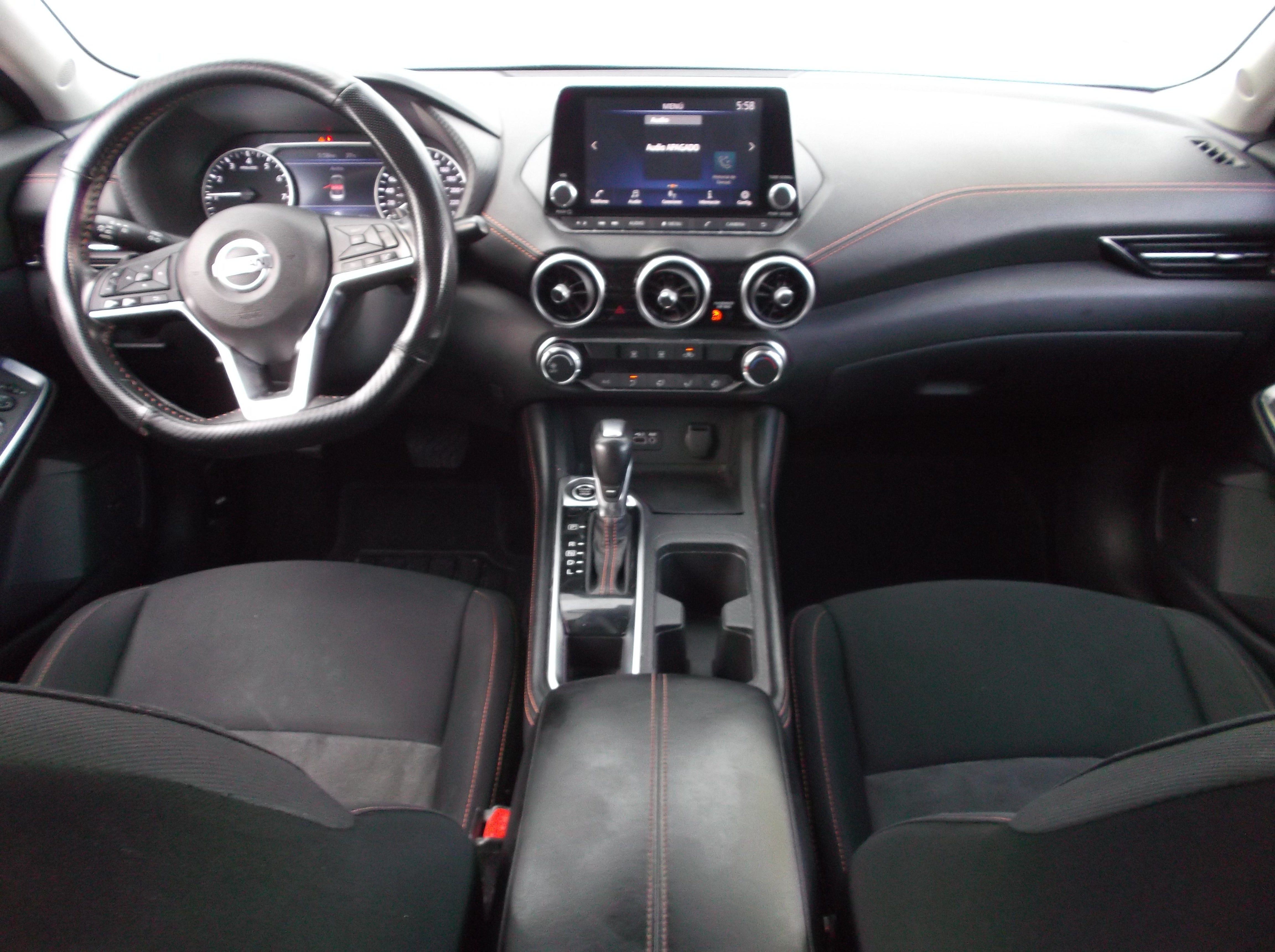 2023 Nissan SENTRA 4 PTS SR CVT AAC ASTOS DEPORTIVOS BOSE QC F LED RA-18