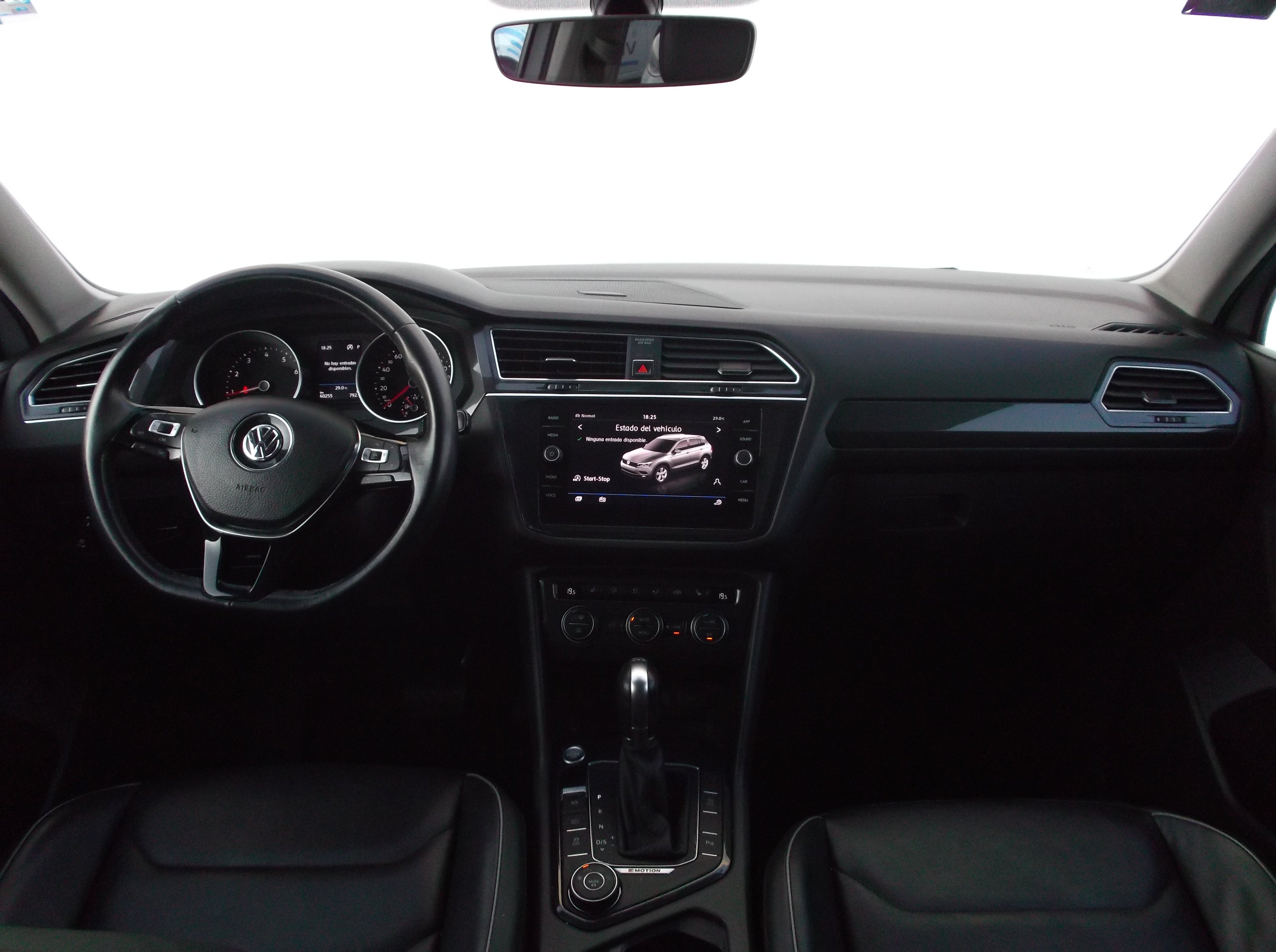 2018 Volkswagen TIGUAN 5 PTS HIGHLINE 20T DSG PIEL F LED RA-19 4X4