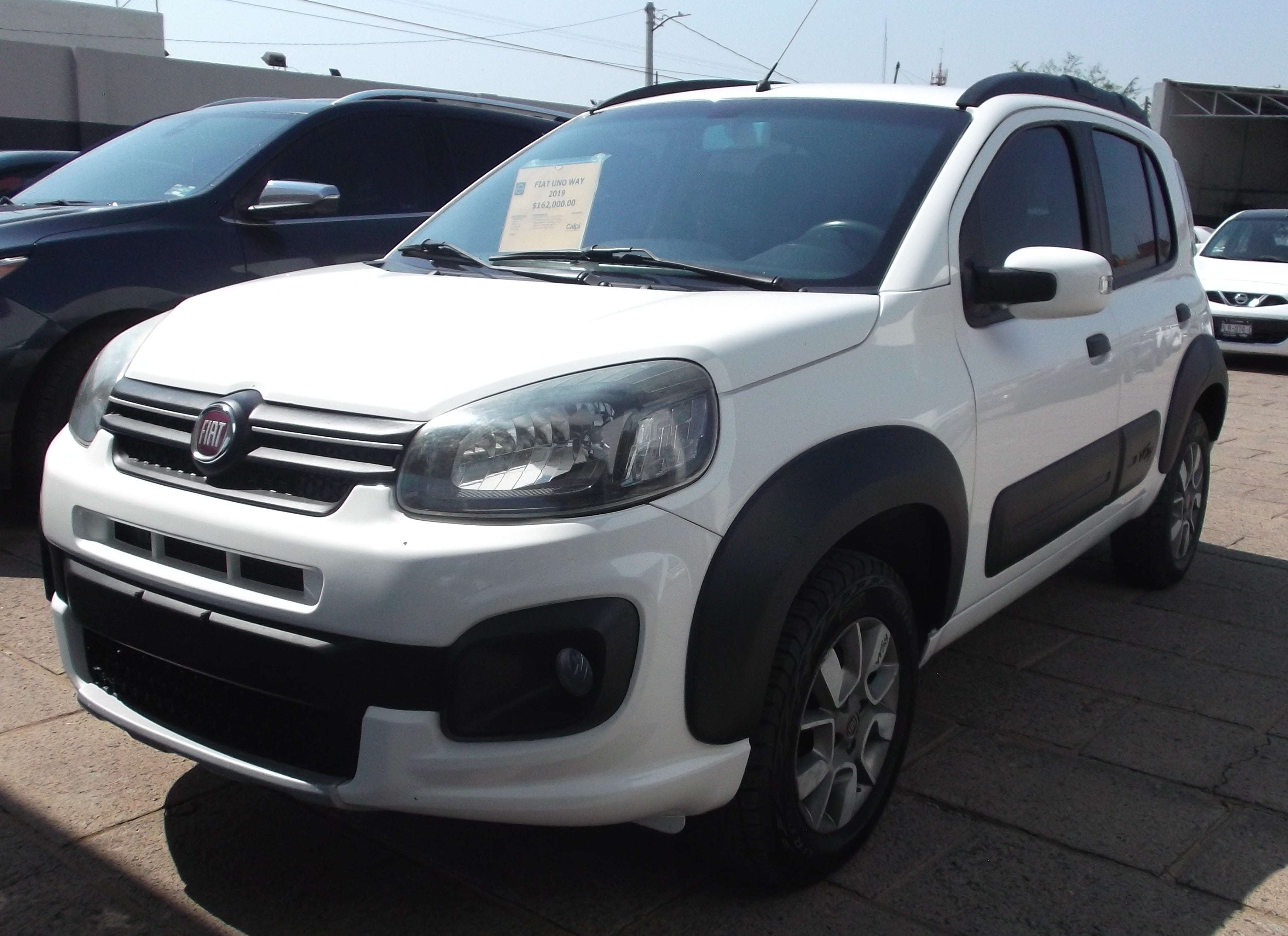 2019 FIAT UNO 5 PTS HB WAY TM5 AAC VE RIELES EN TECHO PANTALLA LCD F NIEBLA RA-14