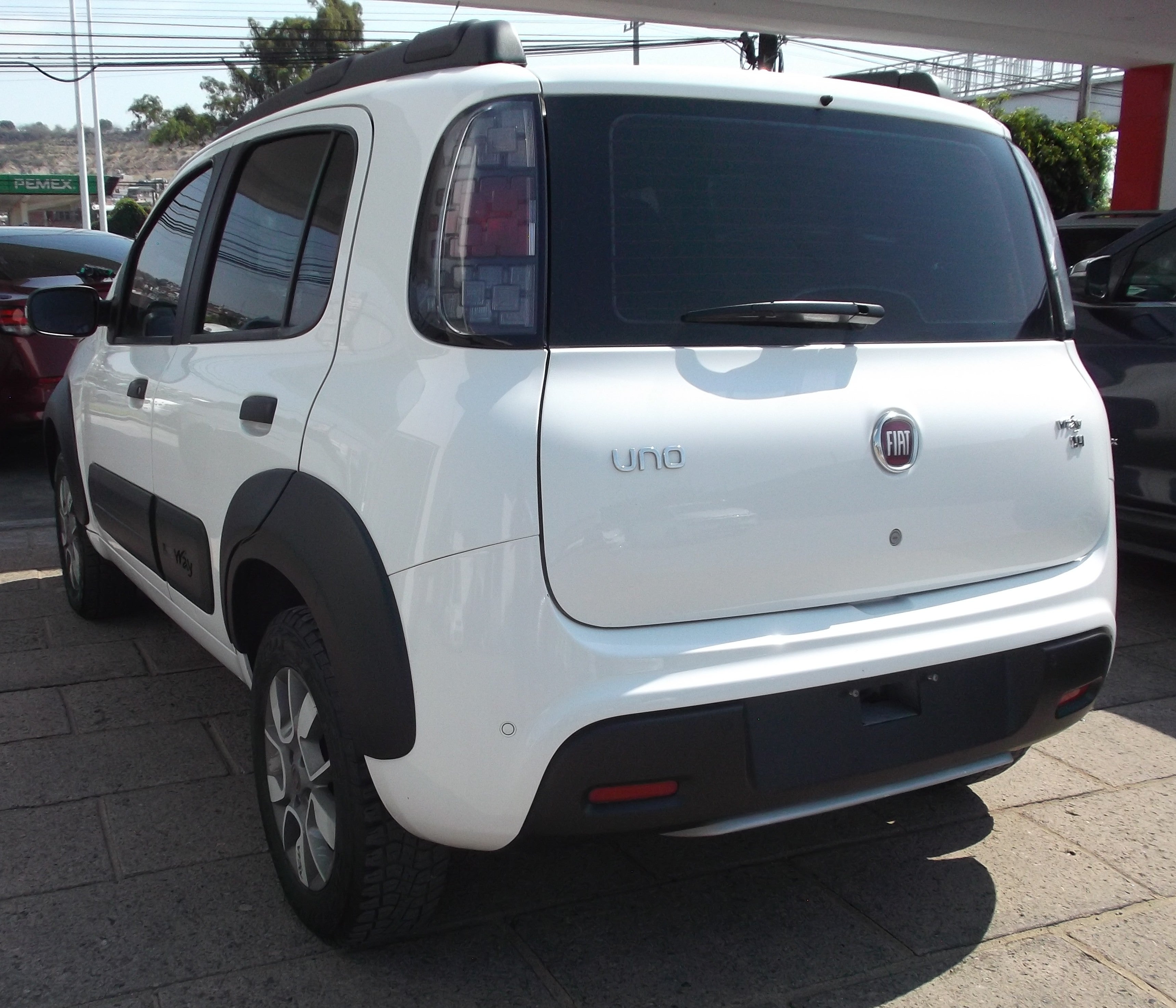 2019 FIAT UNO 5 PTS HB WAY TM5 AAC VE RIELES EN TECHO PANTALLA LCD F NIEBLA RA-14
