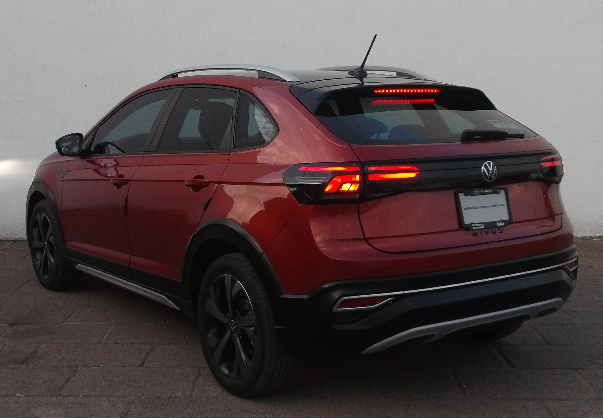 2022 Volkswagen NIVUS 5P BLACK L31.0T AUT